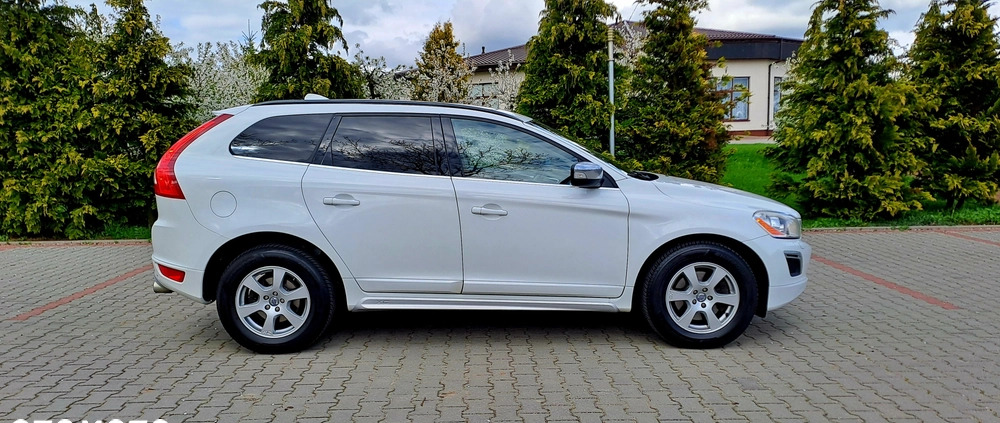 Volvo XC 60 cena 52900 przebieg: 207000, rok produkcji 2010 z Krosno małe 254